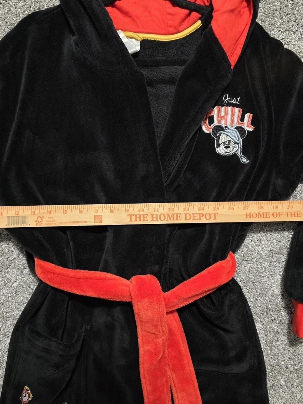 Disney ADULT  Hooded  Robe